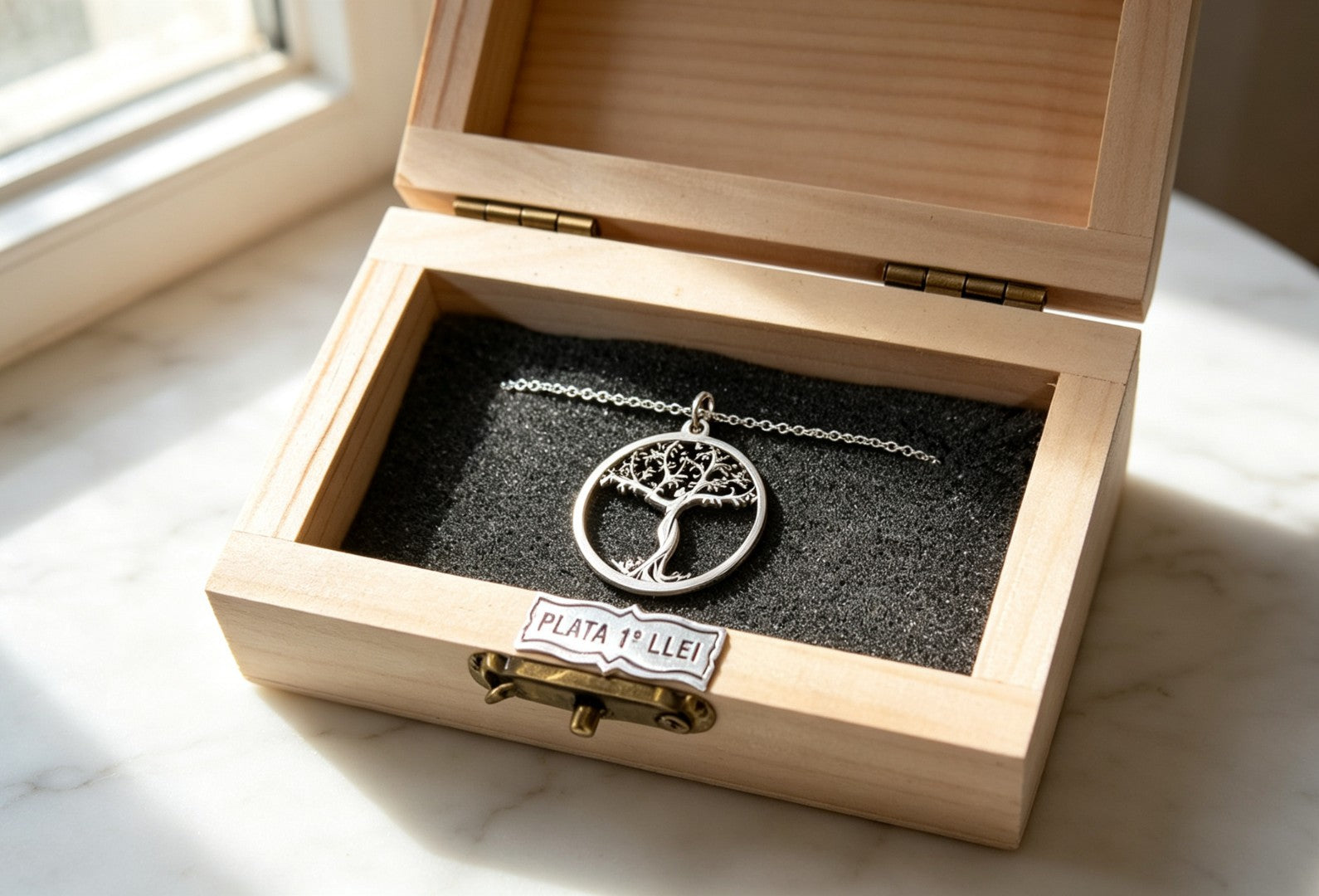 Tree of Life Pendant Necklace Woman Silver